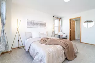 719 Cricket Ln, Madison, WI 53562 - Photo 19