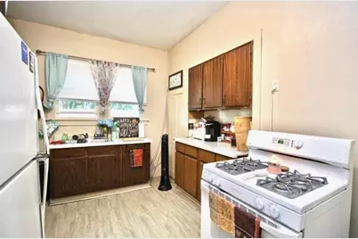 302-304 Bluff Street, Beloit, WI 53511 - Photo 15