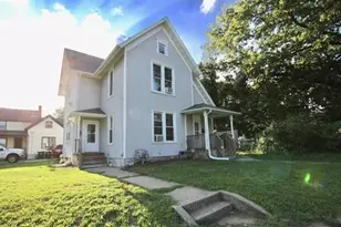 302-304 Bluff St, Beloit, WI 53511 - Photo 1