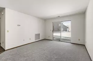 1012 Rockefeller Ln, Madison, WI 53704 - Photo 19