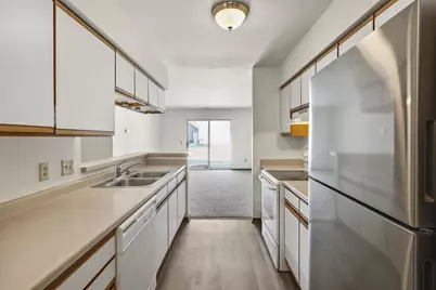 1012 Rockefeller Lane, Madison, WI 53704 - Photo 11