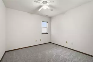 1012 Rockefeller Ln, Madison, WI 53704 - Photo 23