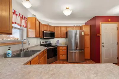 5136 Brandenburg Way, Madison, WI 53718 - Photo 13