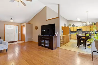 402 St Francis Court, Cross Plains, WI 53528 - Photo 9