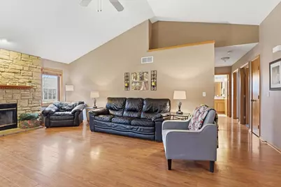 402 St Francis Court, Cross Plains, WI 53528 - Photo 7