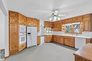 1104 Woodman Rd, Janesville, WI 53545 - Photo 3