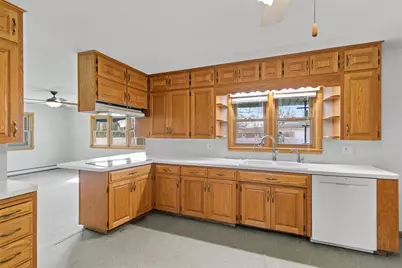 1104 Woodman Road, Janesville, WI 53545 - Photo 15