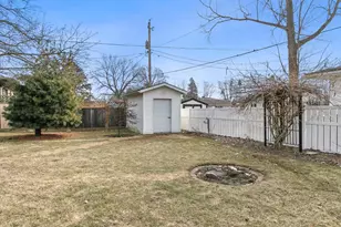 1104 Woodman Rd, Janesville, WI 53545 - Photo 7