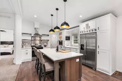 306 Pine Meadow Court, Lake Delton, WI 53965 - Photo 5