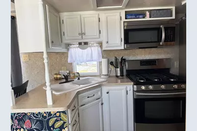 506 Sunset Circle, Edgerton, WI 53534 - Photo 7