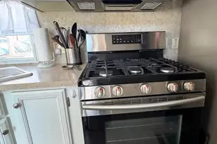 506 Sunset Cir, Edgerton, WI 53534 - Photo 9