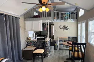 506 Sunset Cir, Edgerton, WI 53534 - Photo 3