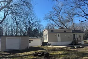 506 Sunset Cir, Edgerton, WI 53534 - Photo 19