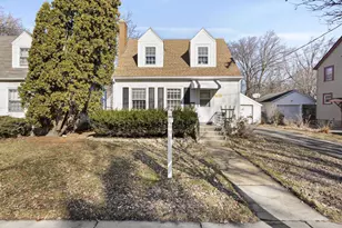 718 W Olin Ave, Madison, WI 53715 - Photo 1