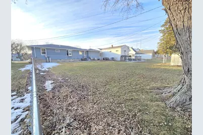 76 S Willow Court, Markesan, WI 53946 - Photo 17