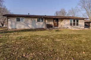1615 Lakeview Dr, Tomah, WI 54660 - Photo 29
