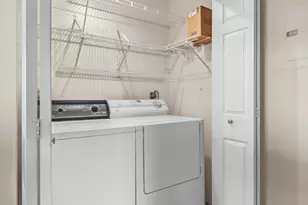 7202 Flagship Dr, Madison, WI 53719 - Photo 19