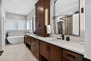 2012 Paris Ln, Cottage Grove, WI 53527 - Photo 31