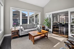 2012 Paris Ln, Cottage Grove, WI 53527 - Photo 23