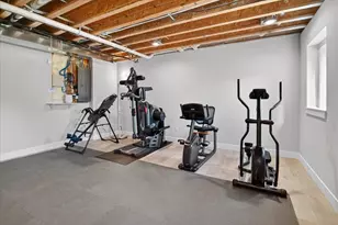 2012 Paris Ln, Cottage Grove, WI 53527 - Photo 61