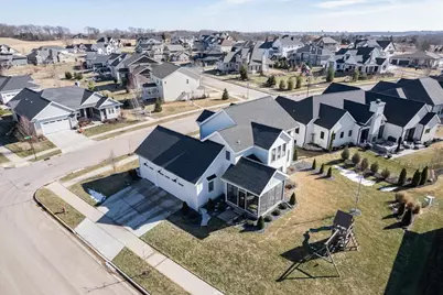 4872 Augusta Drive, Middleton, WI 53597 - Photo 13