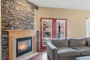 694 Clardell Dr, Sun Prairie, WI 53590 - Photo 9