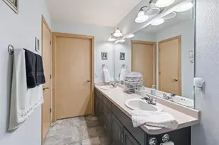 694 Clardell Dr, Sun Prairie, WI 53590 - Photo 31