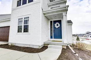 993 Clover Ln, DeForest, WI 53532 - Photo 35