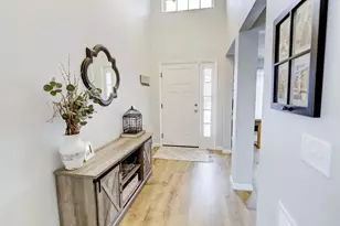 993 Clover Ln, DeForest, WI 53532 - Photo 5