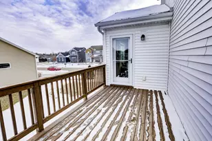 993 Clover Ln, DeForest, WI 53532 - Photo 41