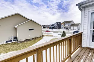 993 Clover Ln, DeForest, WI 53532 - Photo 43