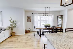 993 Clover Ln, DeForest, WI 53532 - Photo 11