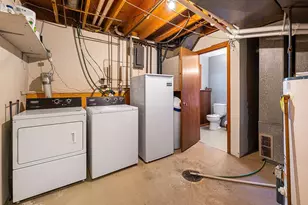 318 Scott St, Cambria, WI 53923 - Photo 23