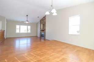 864 Leah Ct, Jefferson, WI 53549 - Photo 13