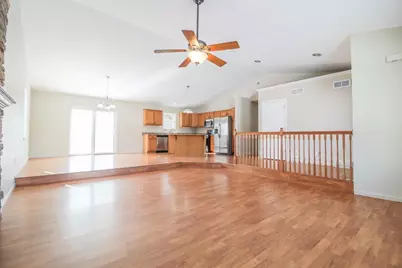 864 Leah Court, Jefferson, WI 53549 - Photo 5