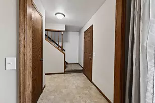 908 Harding St, Oregon, WI 53575 - Photo 5