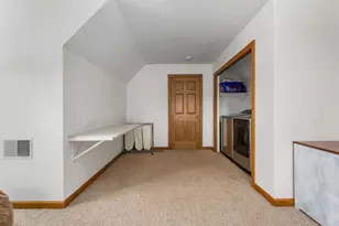 2002 Retzlaff Dr, Reedsburg, WI 53959 - Photo 35