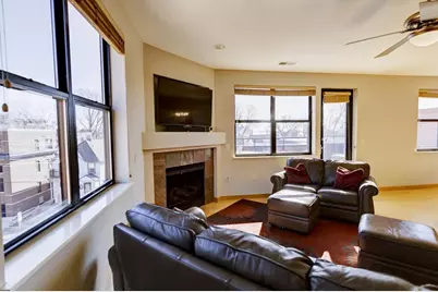 808 Williamson Street #402, Madison, WI 53703 - Photo 25