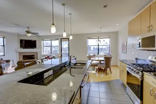 808 Williamson St, Madison, WI 53703 - Photo 7