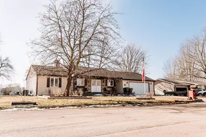 1202 E Iowa Street, Prairie Du Chien, WI 53821 - Photo 1