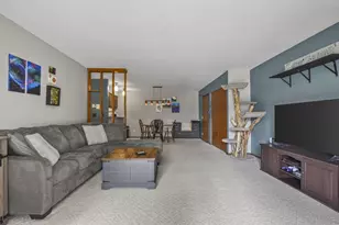 1015 N Sunnyvale Ln, Madison, WI 53713 - Photo 3