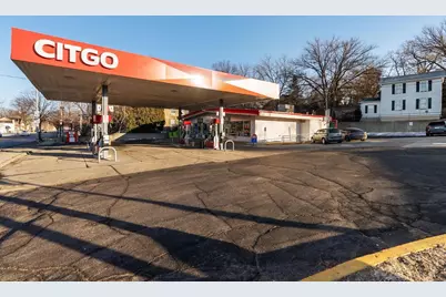 404 N Parker Drive, Janesville, WI 53545 - Photo 5