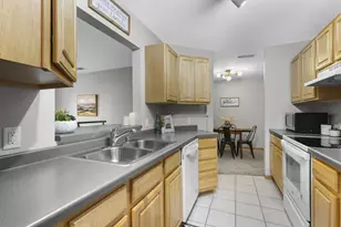 102 Prairie Heights Dr, Verona, WI 53593 - Photo 5