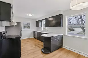 4801 S Hill Dr, Madison, WI 53705 - Photo 15