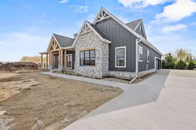 6811 Angelica Trail, Sun Prairie, WI 53590 - Photo 9