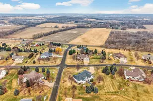 3253 Conservancy Estates Ln, Sun Prairie, WI 53590 - Photo 59