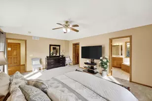 3253 Conservancy Estates Ln, Sun Prairie, WI 53590 - Photo 17