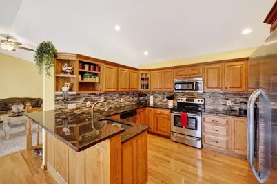 3253 Conservancy Estates Lane, Sun Prairie, WI 53590 - Photo 9