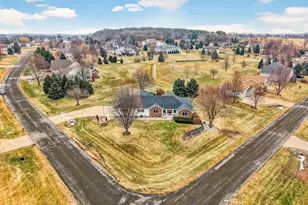 3253 Conservancy Estates Ln, Sun Prairie, WI 53590 - Photo 47