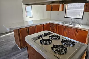 902 Moore St, Baraboo, WI 53913 - Photo 5